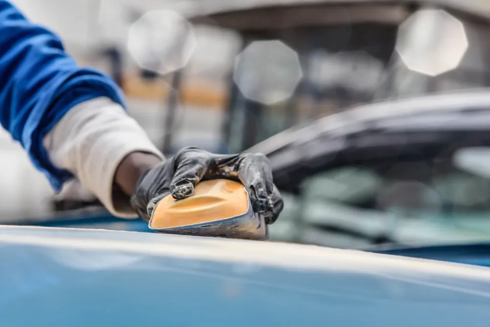 réparation capot voiturewebp